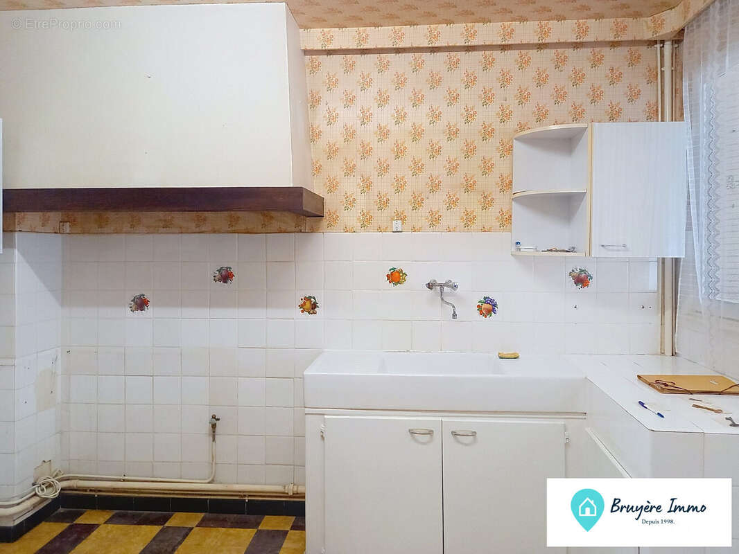 Maison à AVESNES-SUR-HELPE