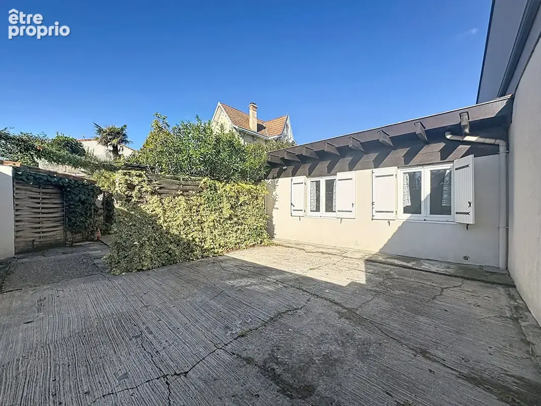 Maison hypercentre avec extérieur - photo 15