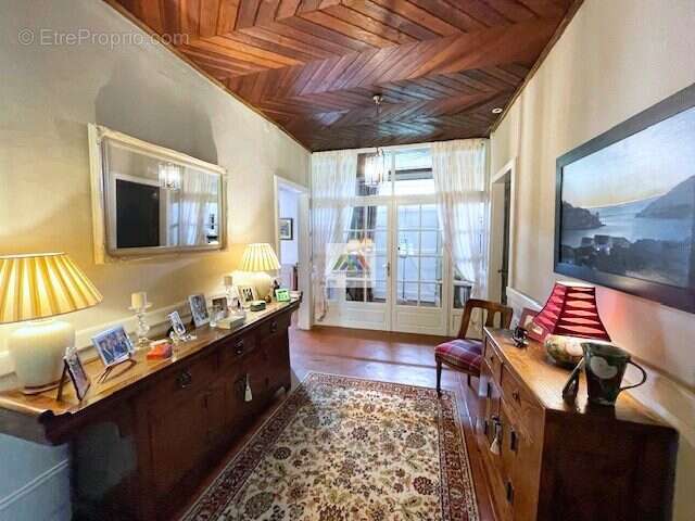 Rez de Chaussee - entree et couloir - Maison à BETOUS