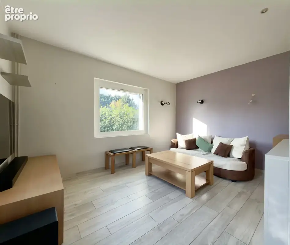 Maison de caractère avec dépendance et terrain constructible - photo 3