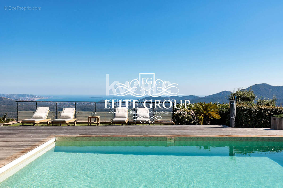 Maison 383 m² à Les Adrets-De-L'esterel  - photo 3