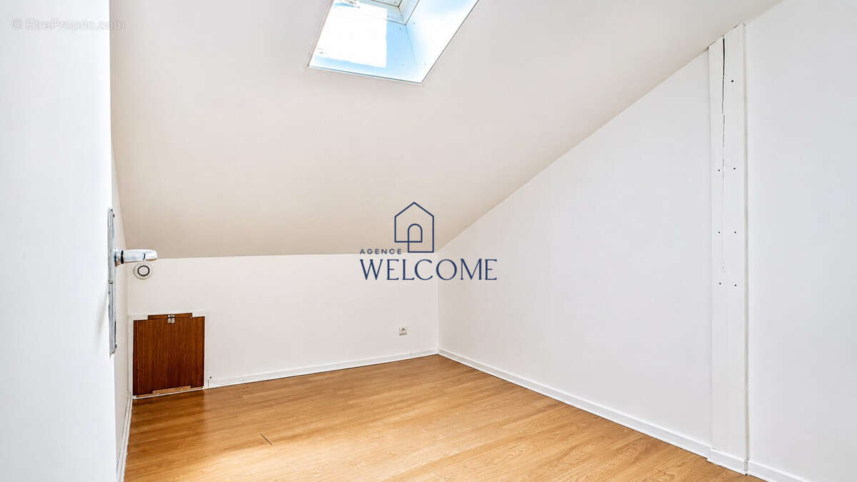 Appartement 154 m² à Bagnols-Sur-Ceze  - photo 5