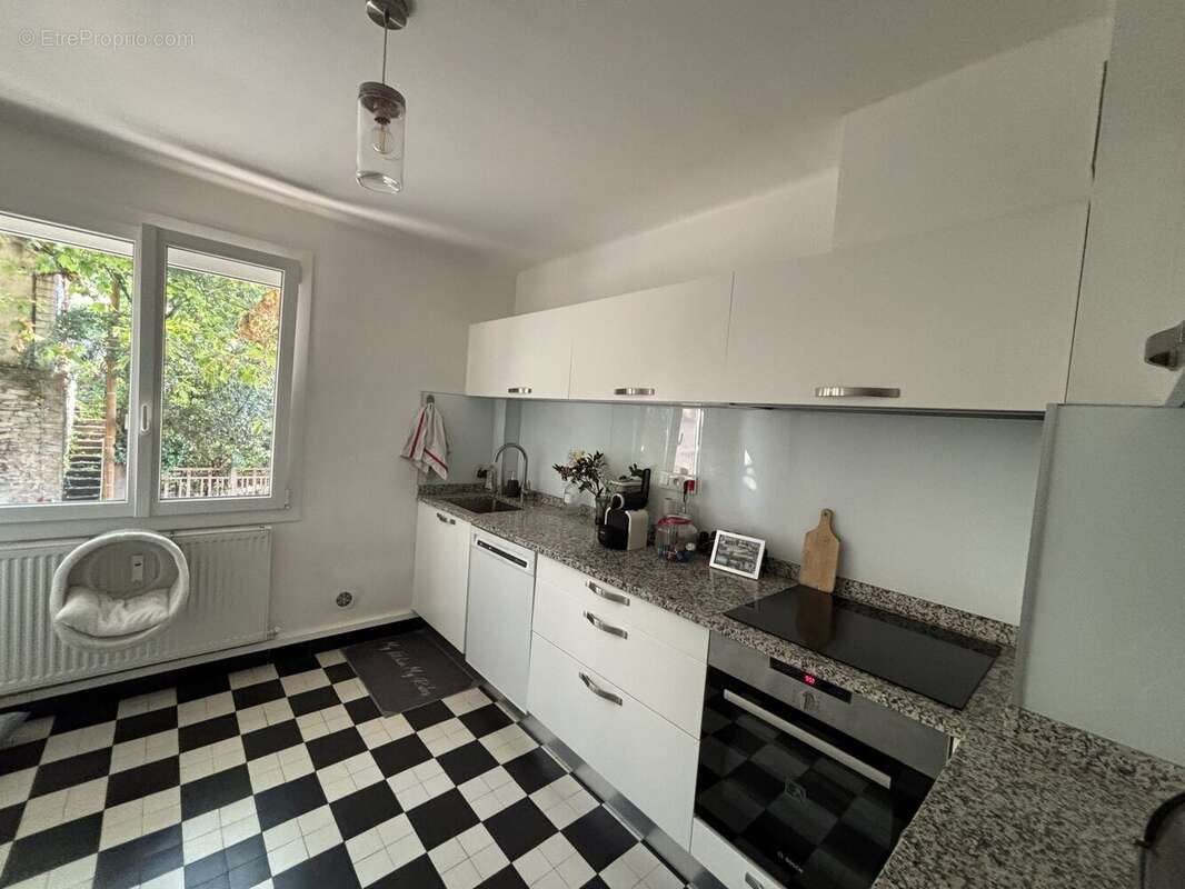 Appartement 81 m² à Privas  - photo 7