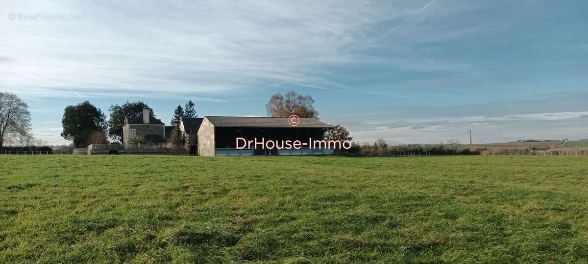 Maison à MONTAMY