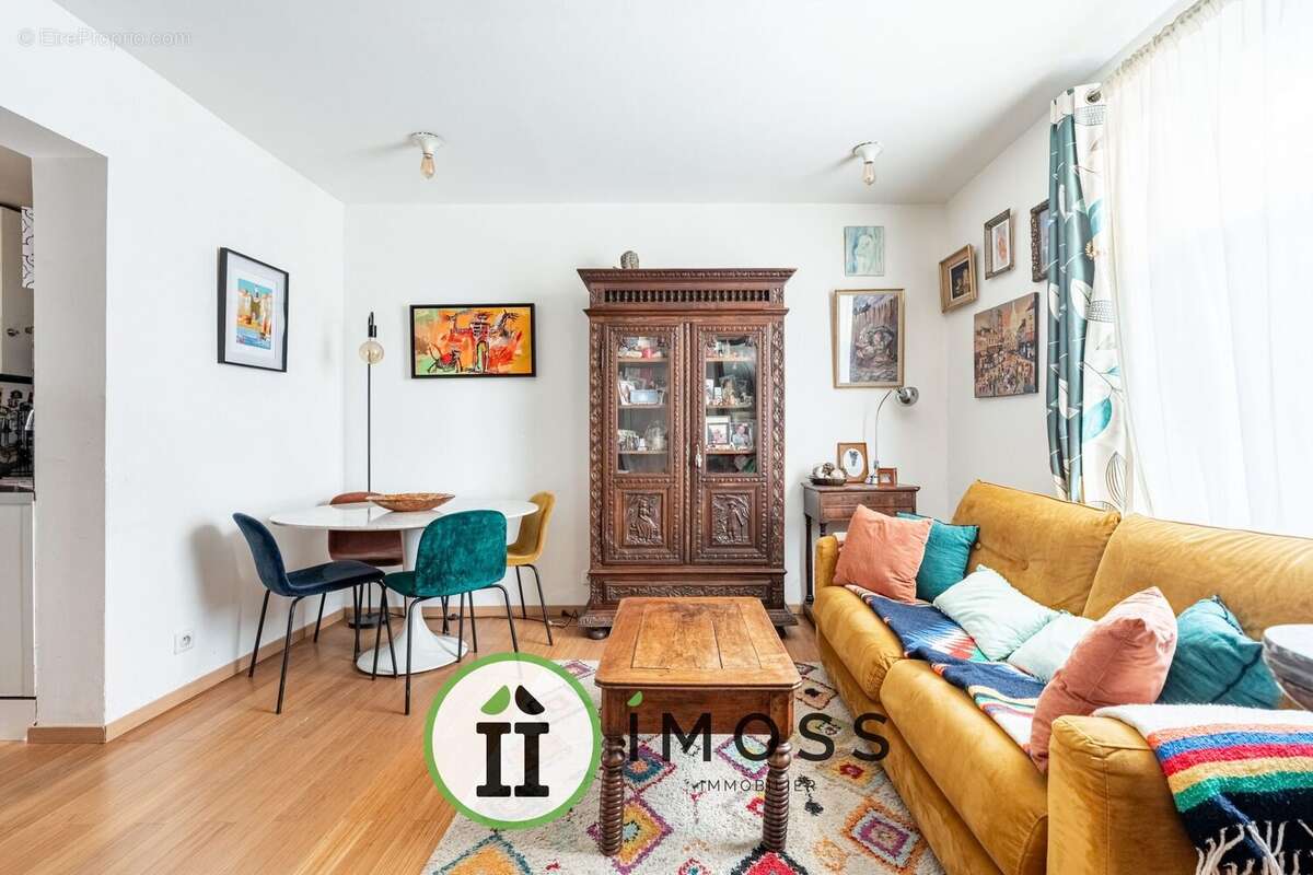 Appartement à PARIS-18E