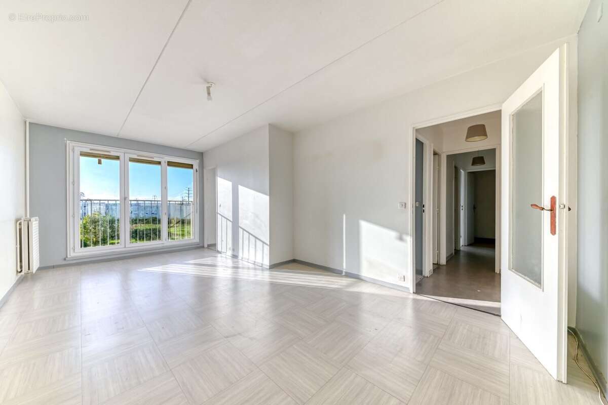 Appartement à VENISSIEUX