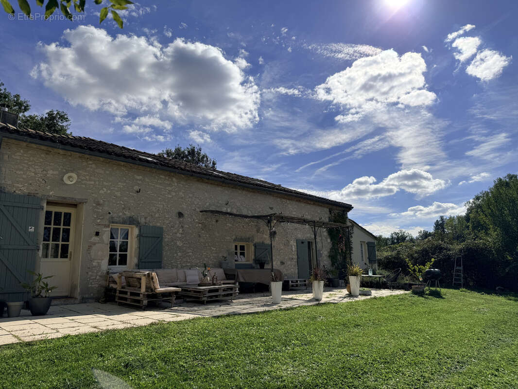 Maison à CASTILLONNES