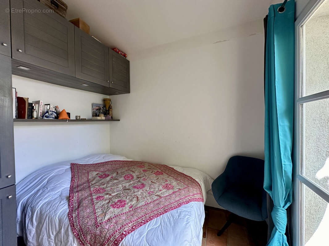 Maison à PLAN-DE-LA-TOUR