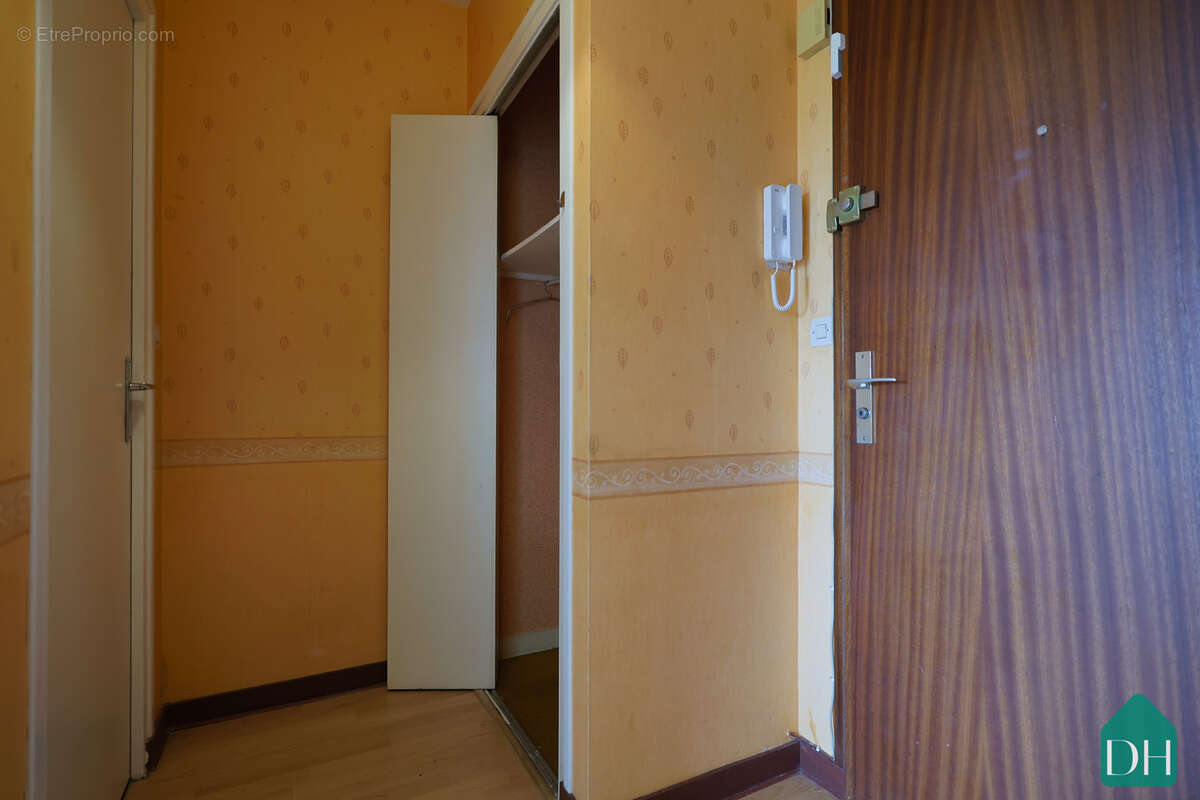 Appartement 33 m2, avec cave , dernier étage avec ascenseur, balcon, vue imprenable, Parc de Procé, NANTES - photo 10