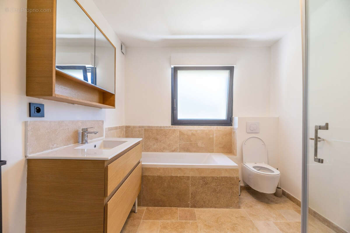 Maison à PORTO-VECCHIO
