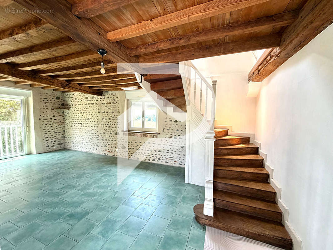 Maison à LABASTIDE-MONREJEAU