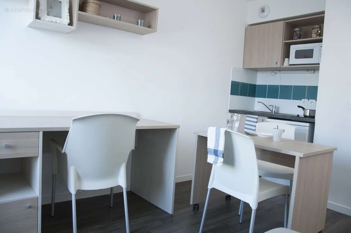 Appartement à CHARENTON-LE-PONT