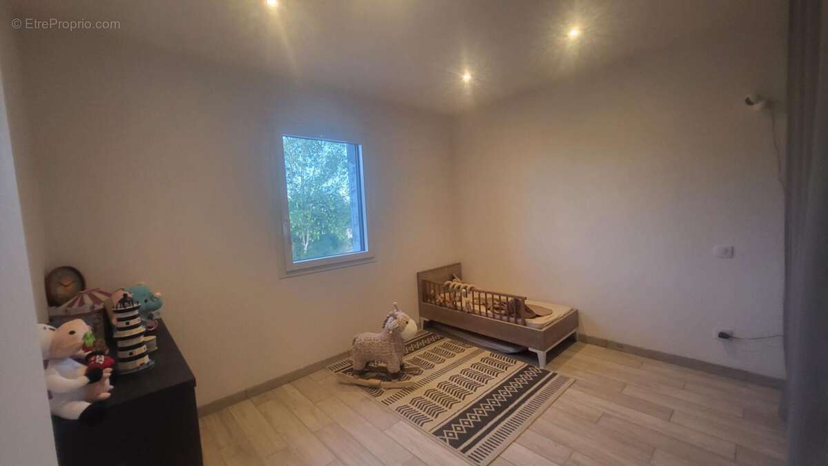 Maison Roussennac 5 pièce(s) 146 m2 - photo 9