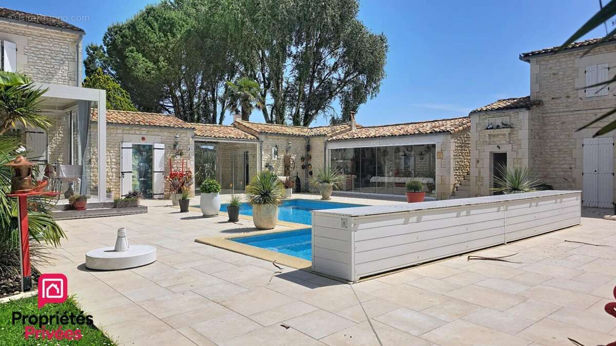 Maison à MEURSAC