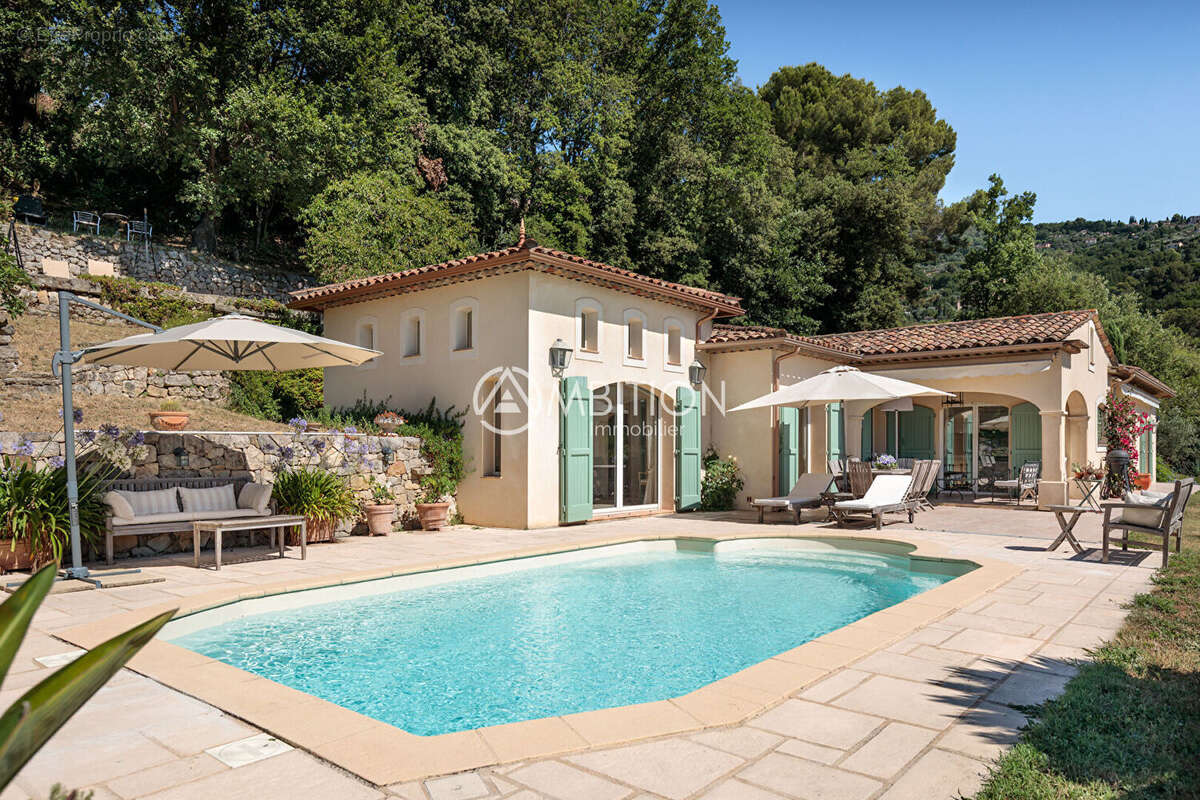 Maison à PEYMEINADE