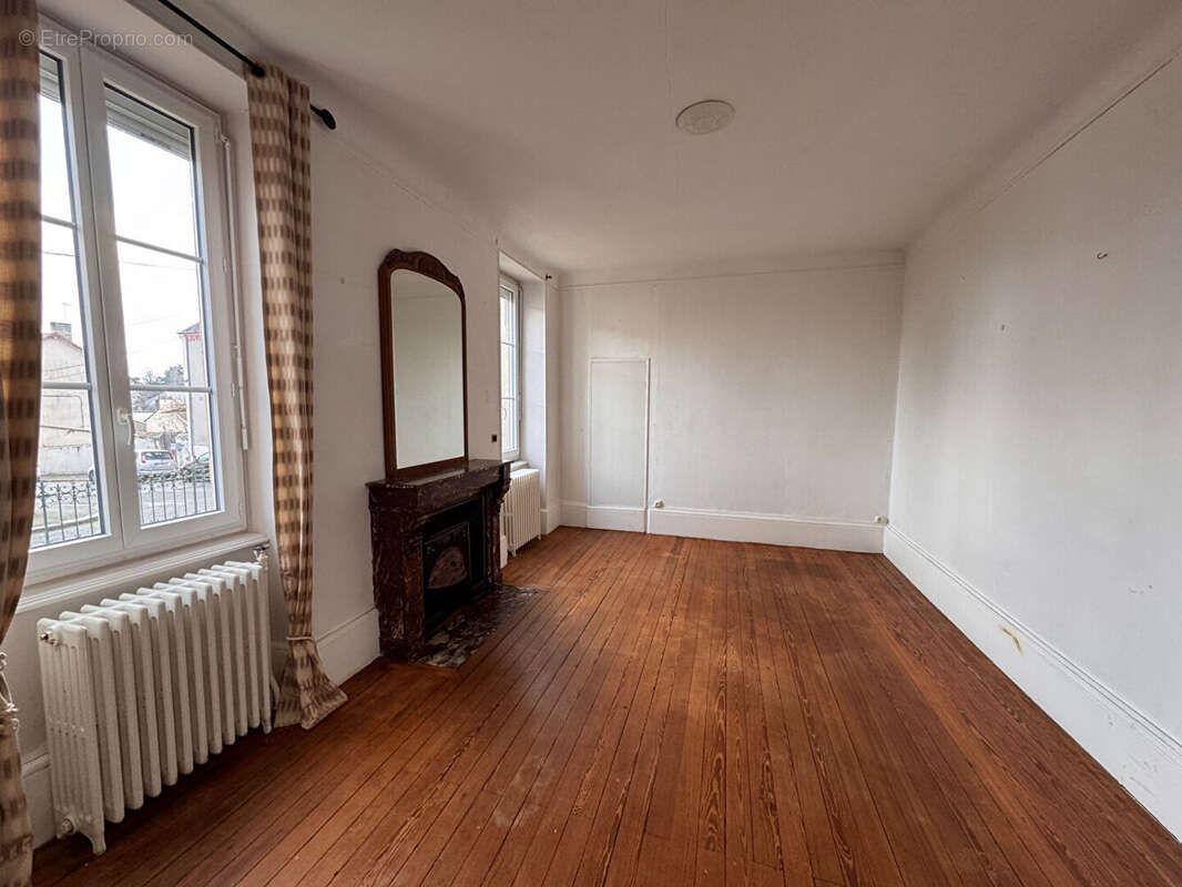 Appartement à LE CREUSOT