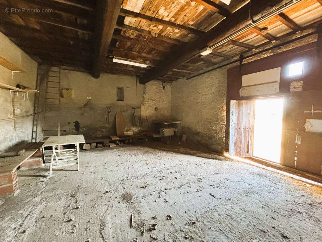 Maison à LAURE-MINERVOIS