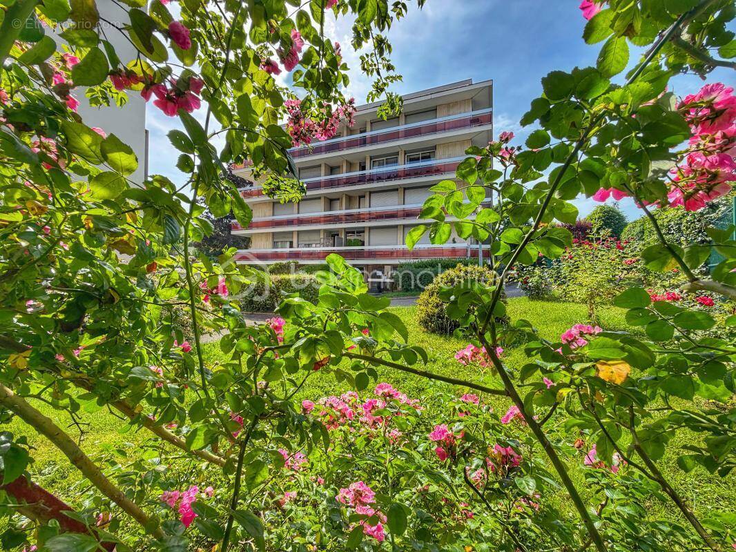 Appartement à MAREIL-MARLY