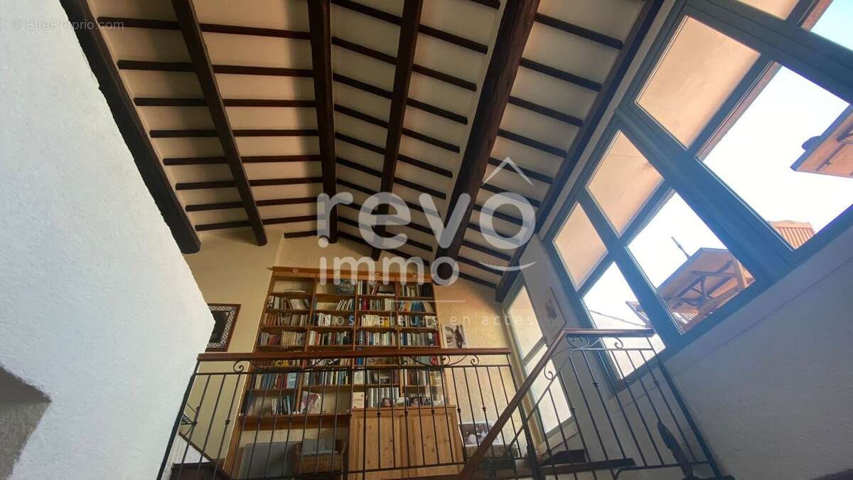Appartement à NEZIGNAN-L'EVEQUE