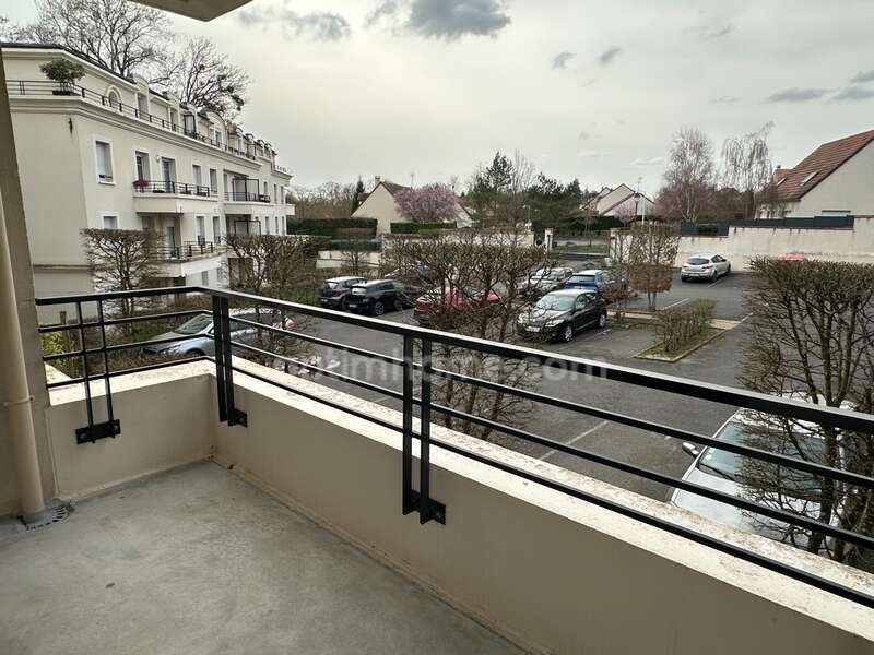 Appartement à SAINT-JEAN-DE-BRAYE