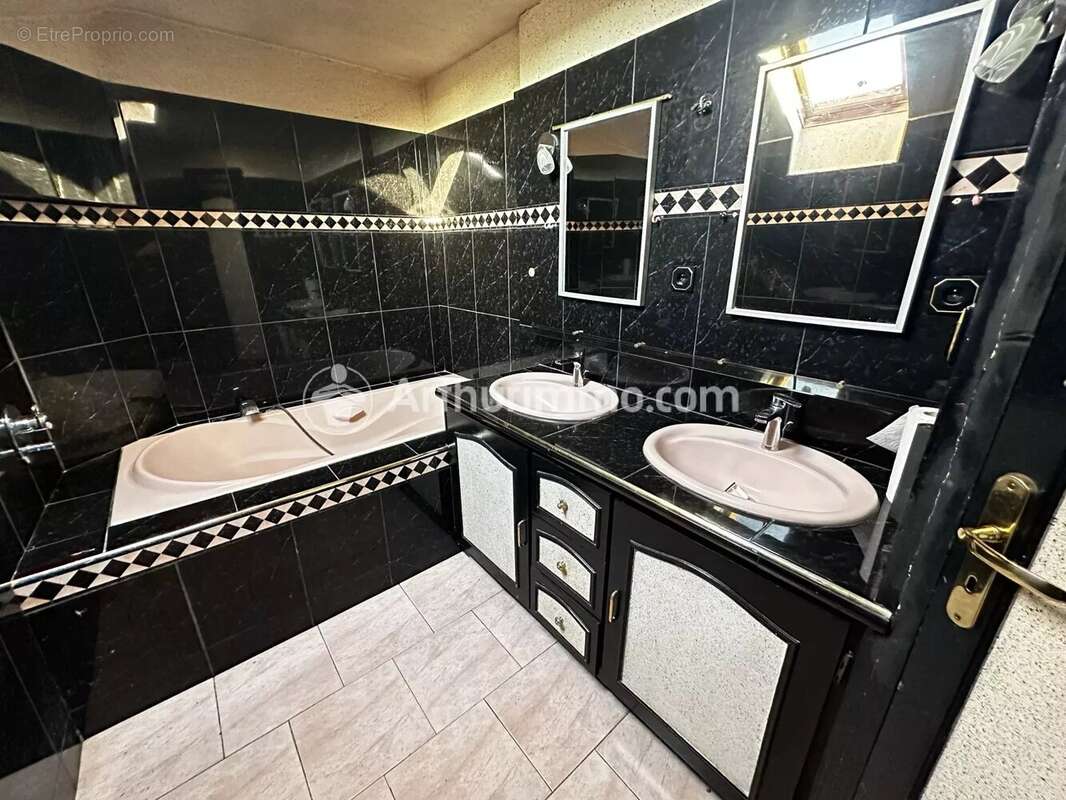 Maison à MONTPON-MENESTEROL