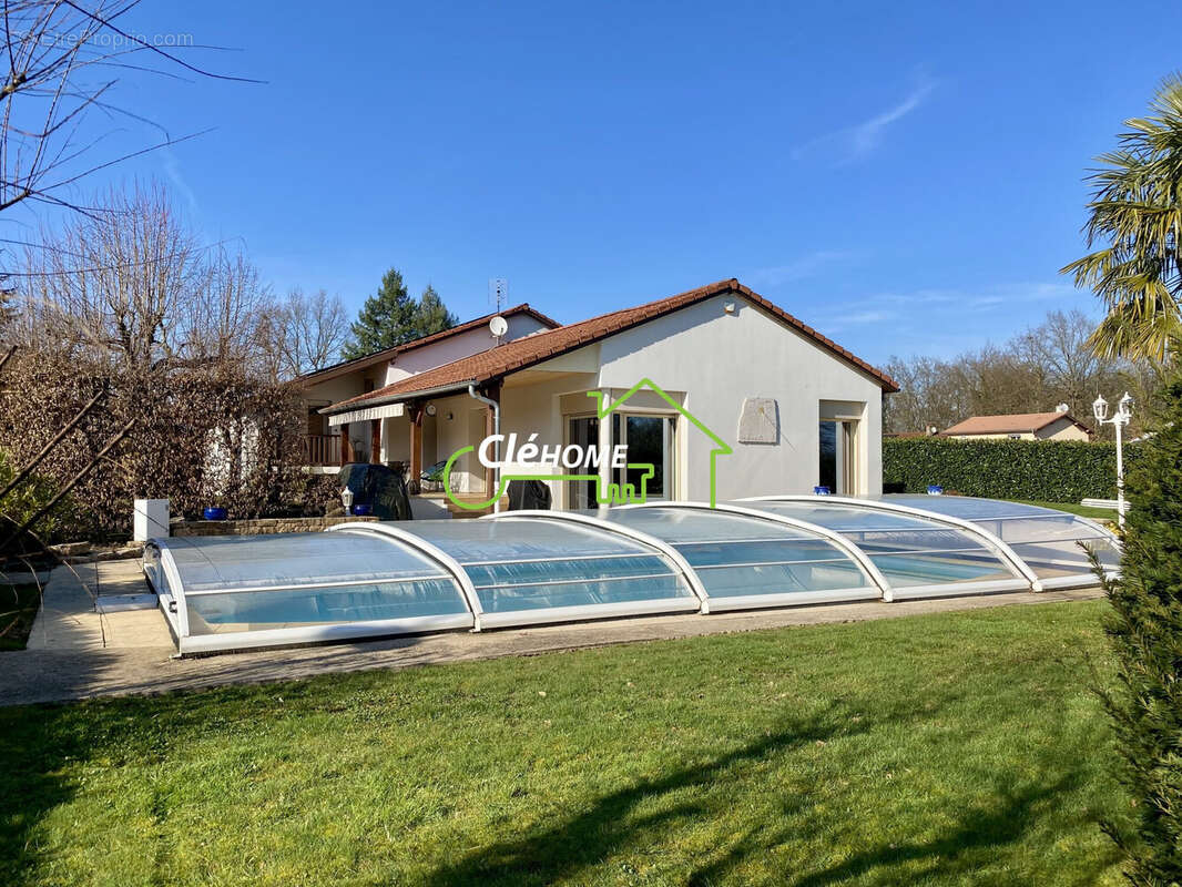 Maison à SAINT-GEORGES-DE-RENEINS