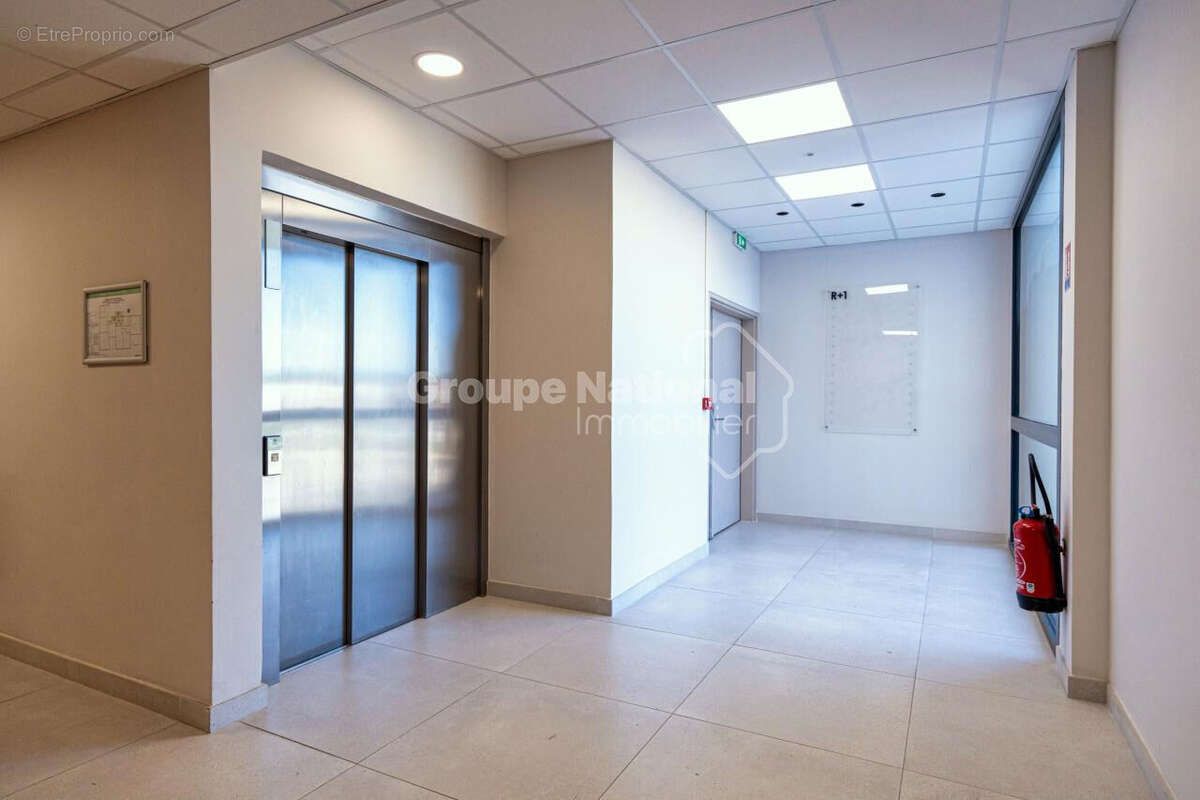 Angles medipôle  (pôle medical aux angles) . - photo 2