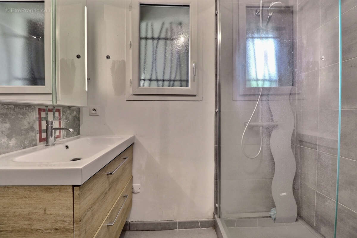 Appartement à MARSEILLE-13E