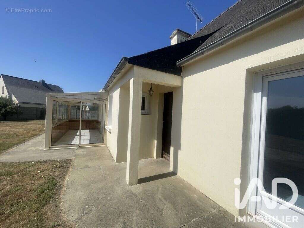 Maison 115 m² à Saint-Glen  - photo 3