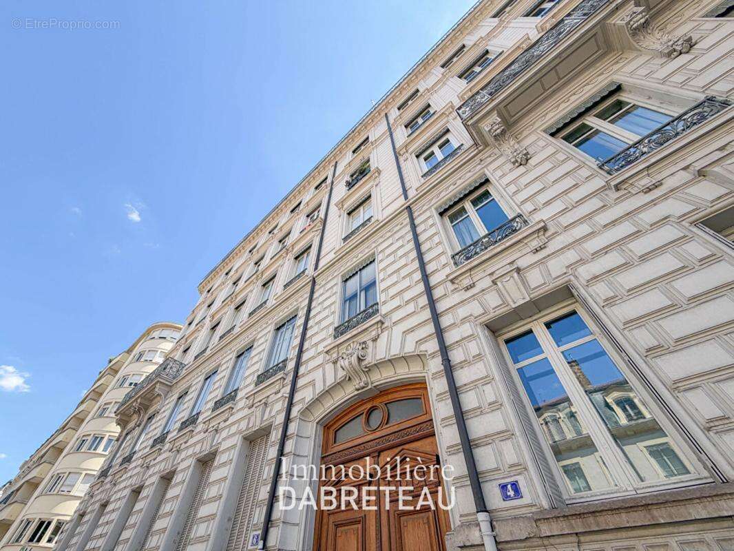 Appartement à LYON-6E