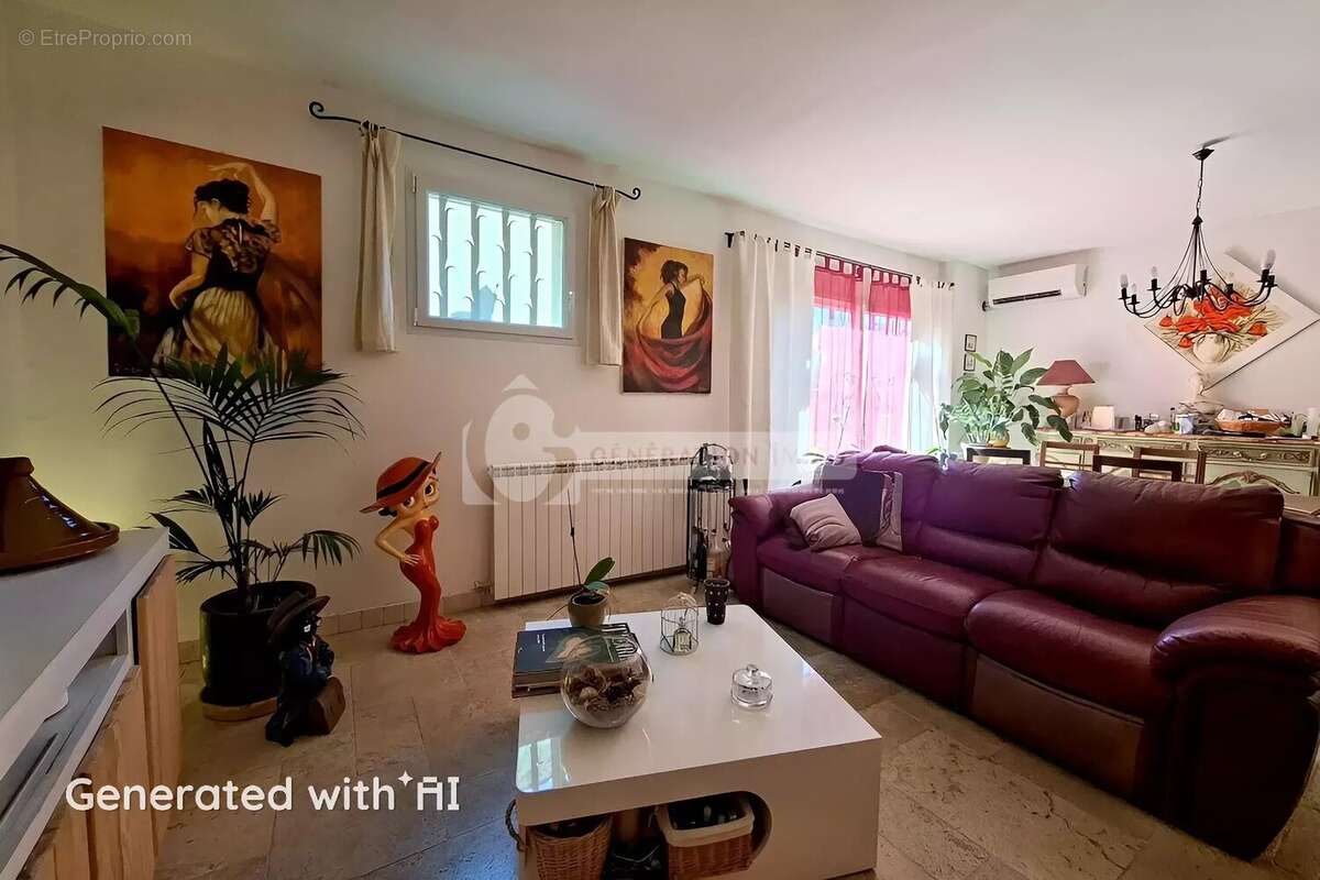 Maison à FONTVIEILLE