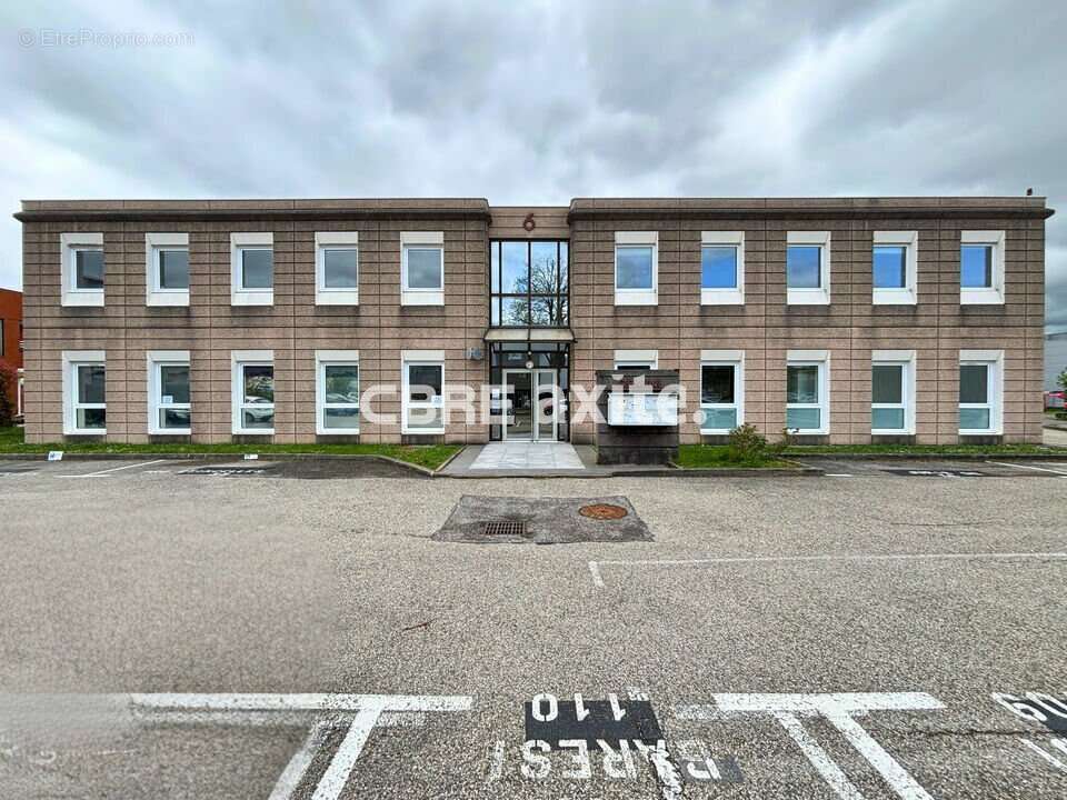 Commerce 91 m² à Meythet  - photo 6