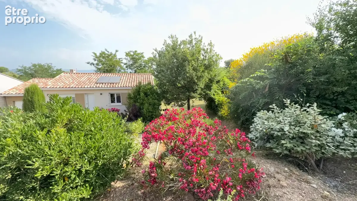 Maison de plain-pied à vendre - 4 pièces - 3 Chambres - Terrain plat 458m2 sur les hauteurs d'Apt - photo 16