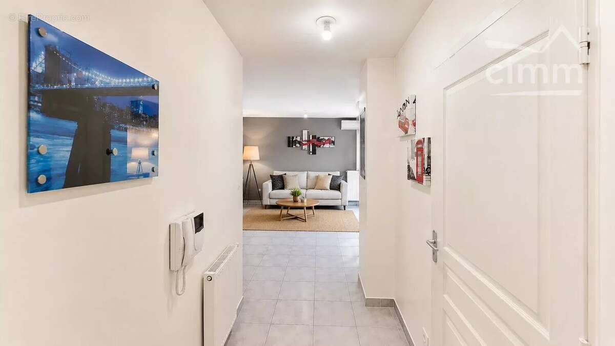 Appartement à VAULX-EN-VELIN