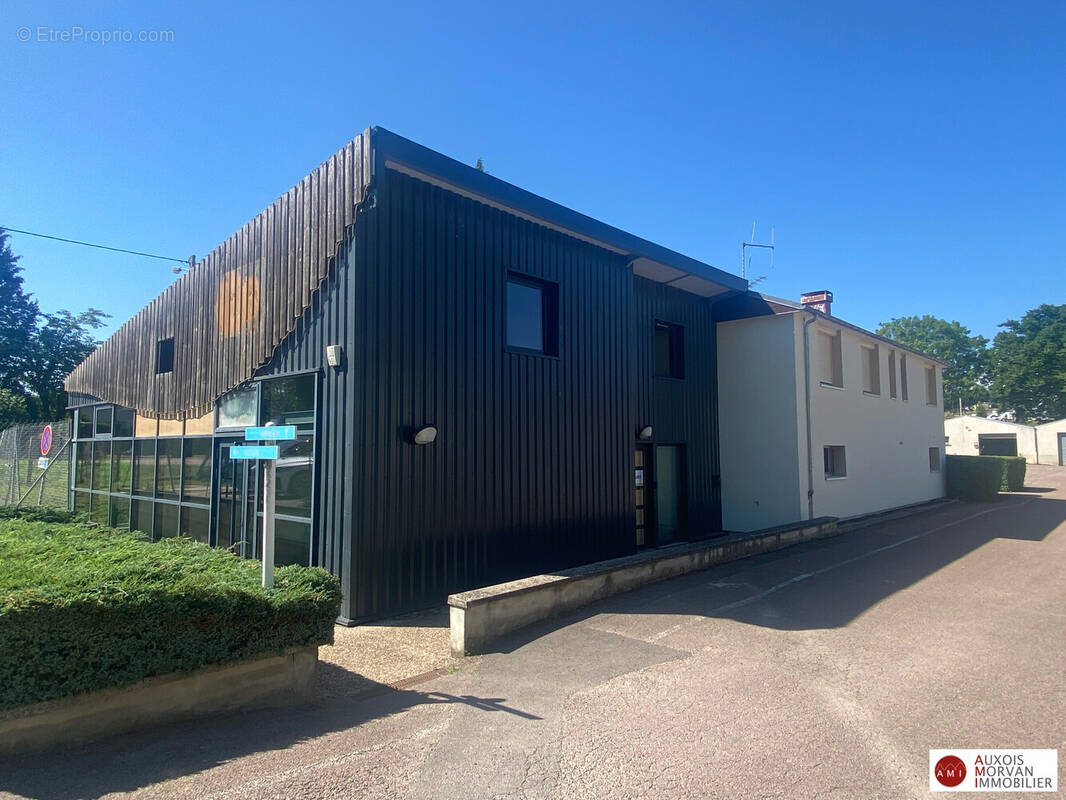 Commerce à SEMUR-EN-AUXOIS