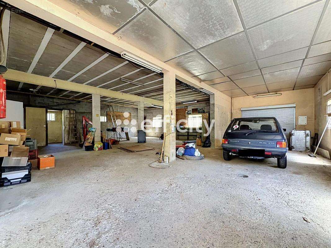 Maison 106 m² à Givors  - photo 15