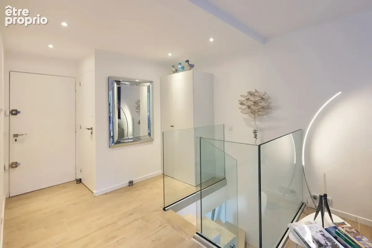 SAINT-TROPEZ : Appartement 4 pièces de 80 m² entièrement rénové, jardin de 100 m², piscine - photo 26