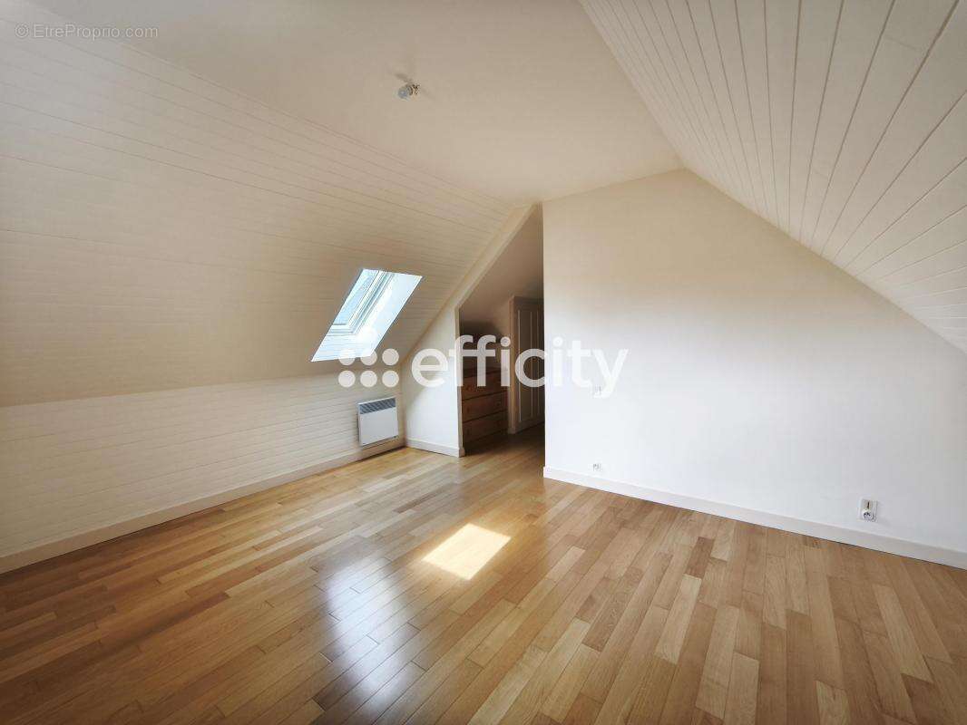 Maison 156 m² à Pleslin-Trigavou  - photo 23