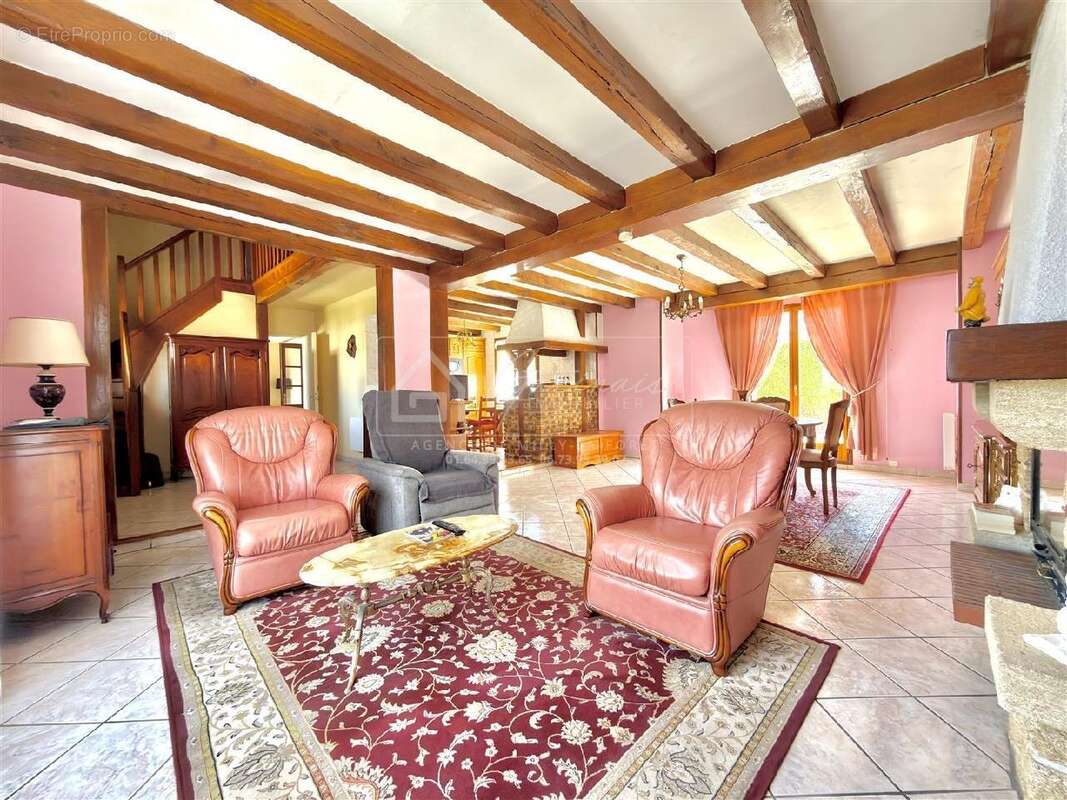 Maison 124 m² à Milly-La-Foret  - photo 2