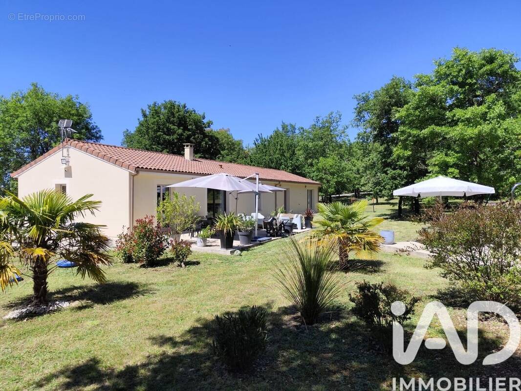 Photo 1 - Maison à LE MONTAT