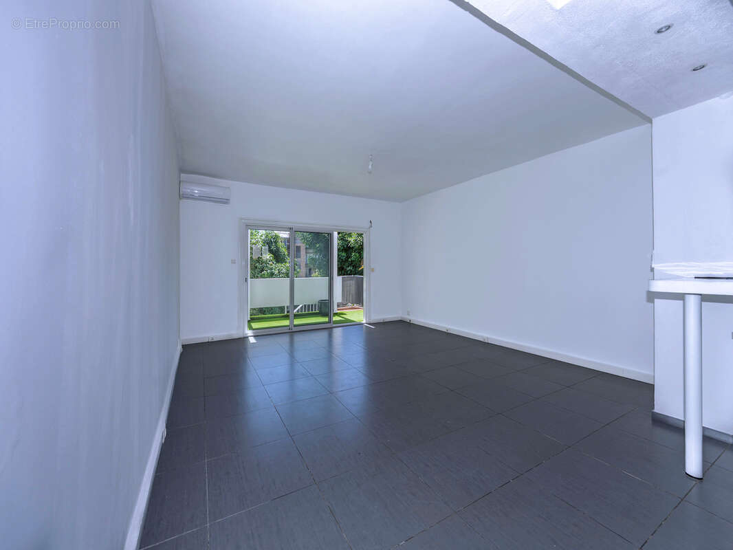 Maison à SAINT-DENIS