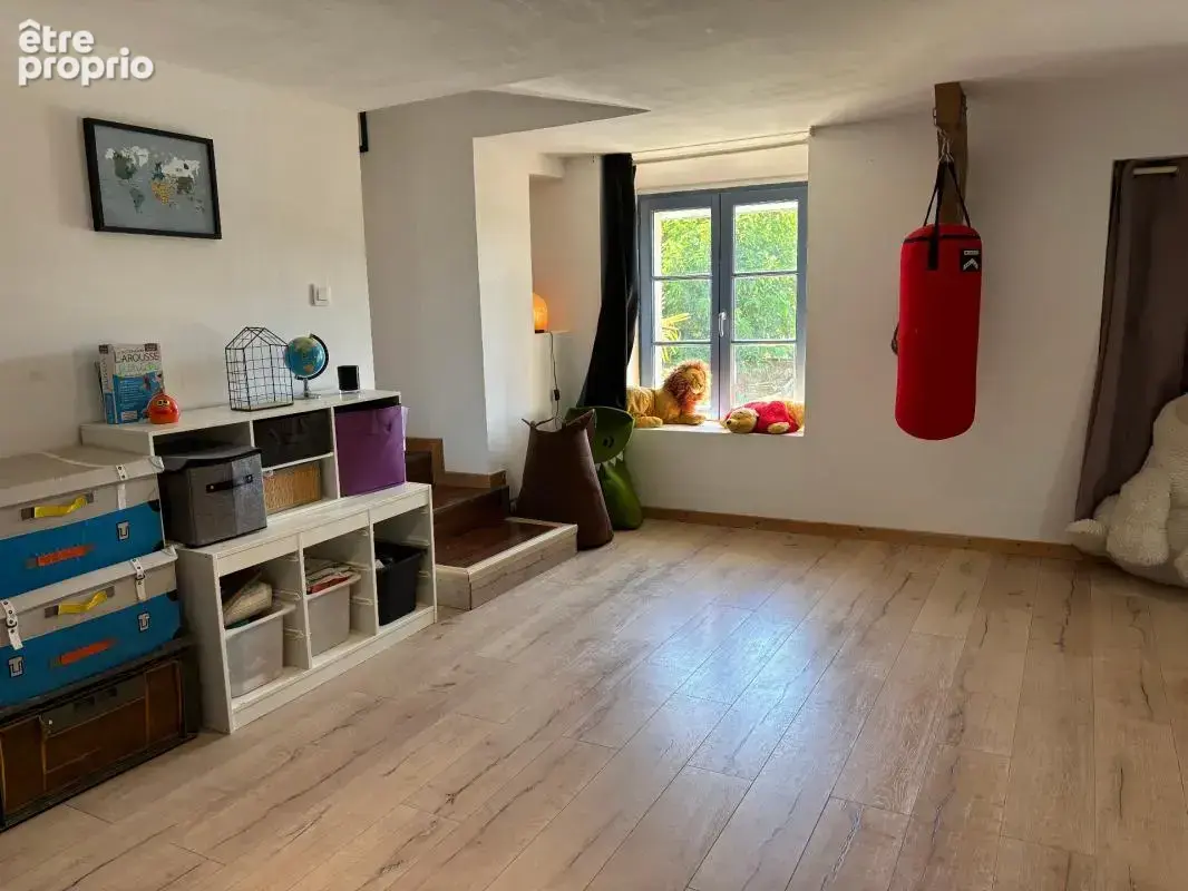 Maison en pierre , pleine de charme - 3 Chambres et mezzanine - COURNON - photo 19