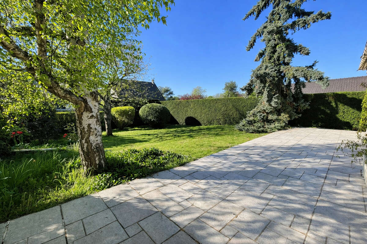 Maison à NEUILLY-PLAISANCE