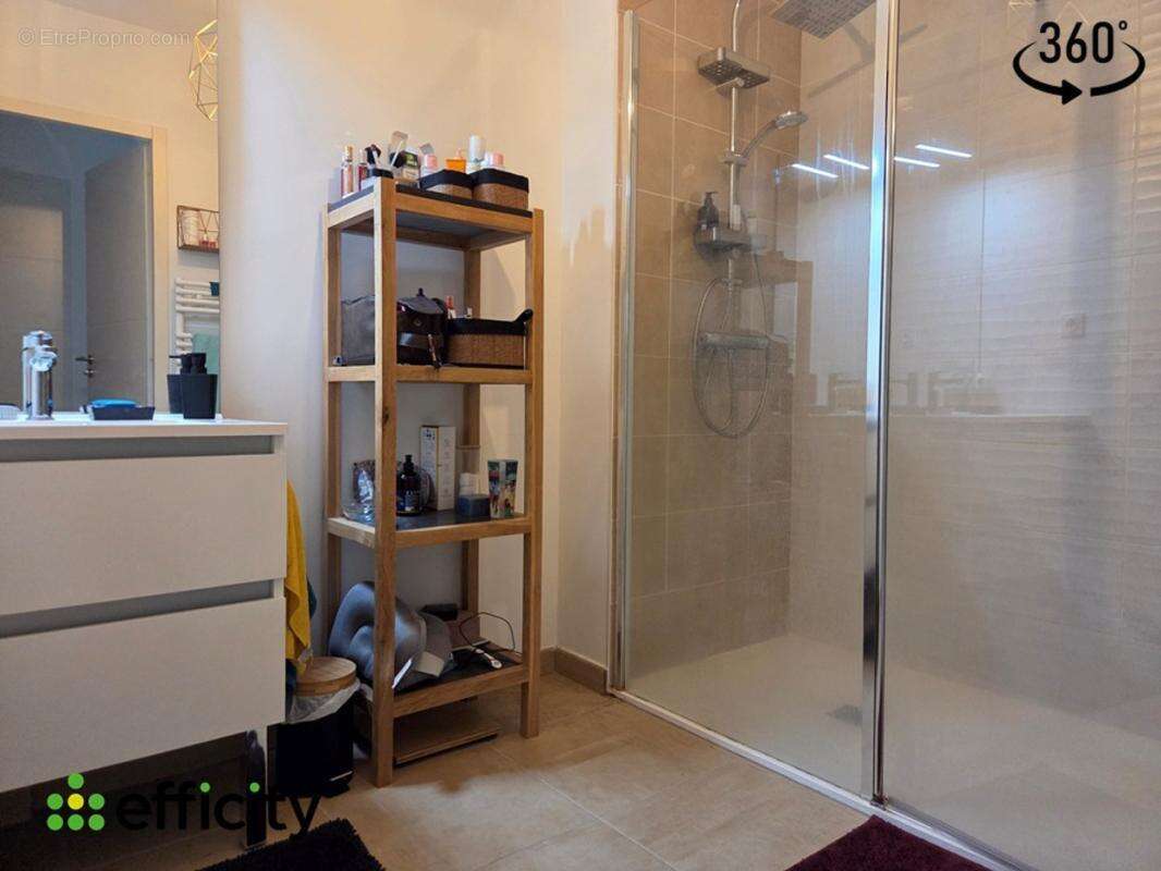 Appartement à LA CHAPELLE-DES-FOUGERETZ