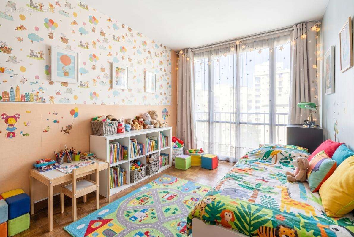 Appartement à PARIS-20E