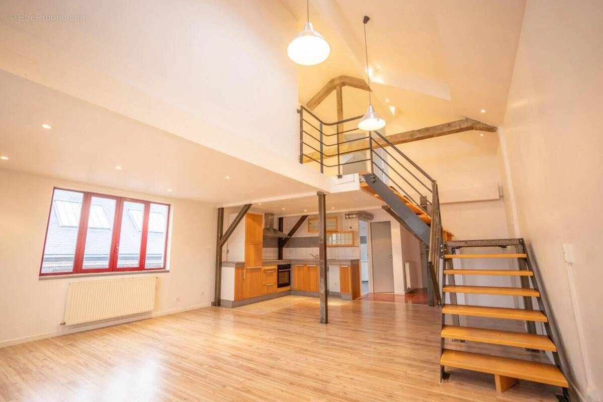 Appartement à SAINTE-SAVINE