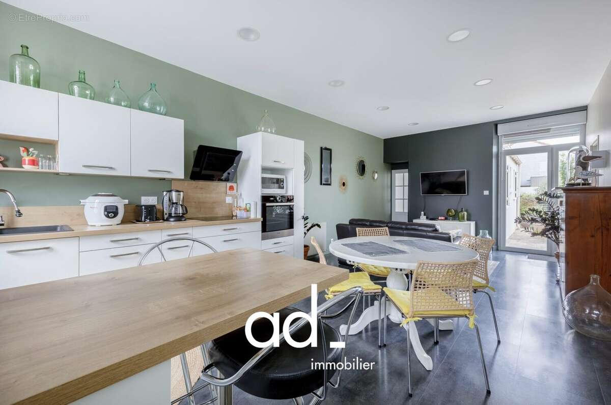 Maison à LA ROCHELLE