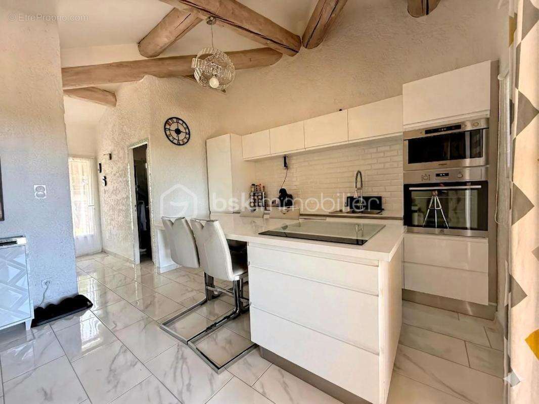 Maison à AUREILLE