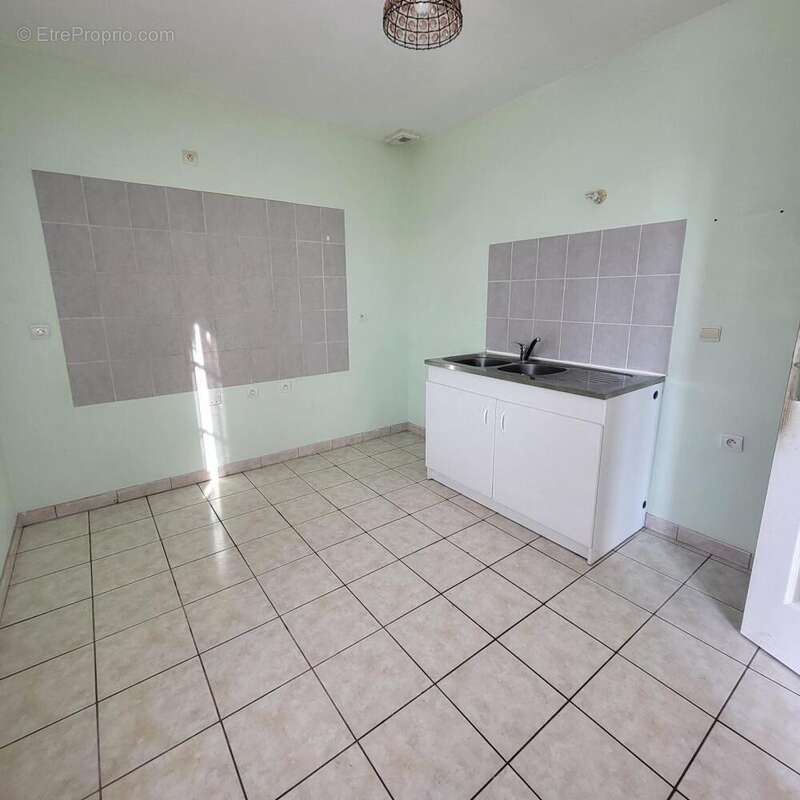 Maison 77 m² à Etrepagny  - photo 5