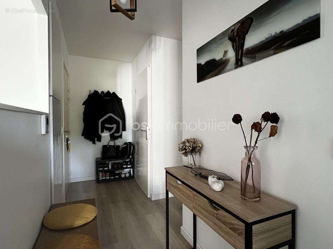 Appartement à VILLENEUVE-SAINT-DENIS